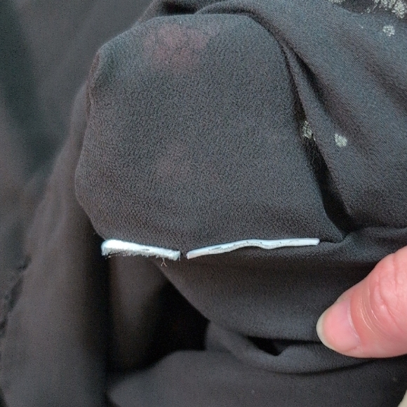 MICHAEL Michael Kors Elegant Black Blouse with Lace Detail - Picture 8 of 8